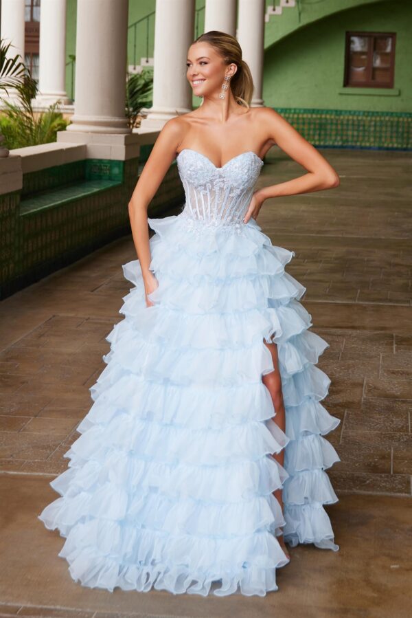 R1688 Strapless with Layered Tulle Prom Dress